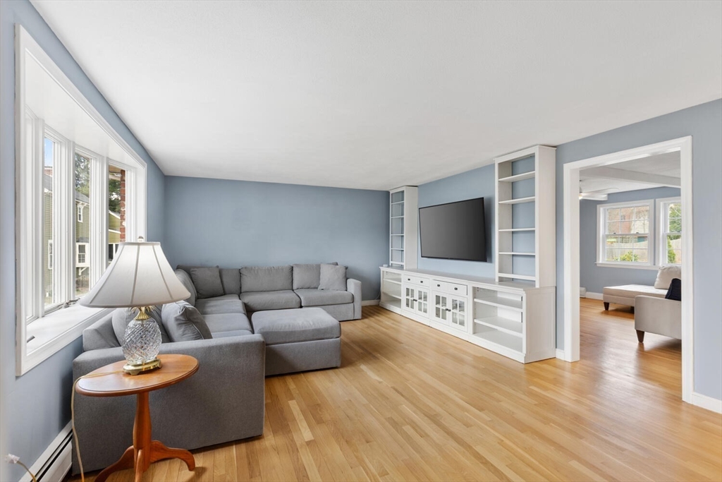 94 Johnson Road Winchester, MA 01890 - Photo 6 of 42
