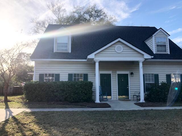 3041 Queensgate Way Mount Pleasant, SC 29466 - Photo 1 of 16 117927-CoastaRePhoto_Queensgate-5065