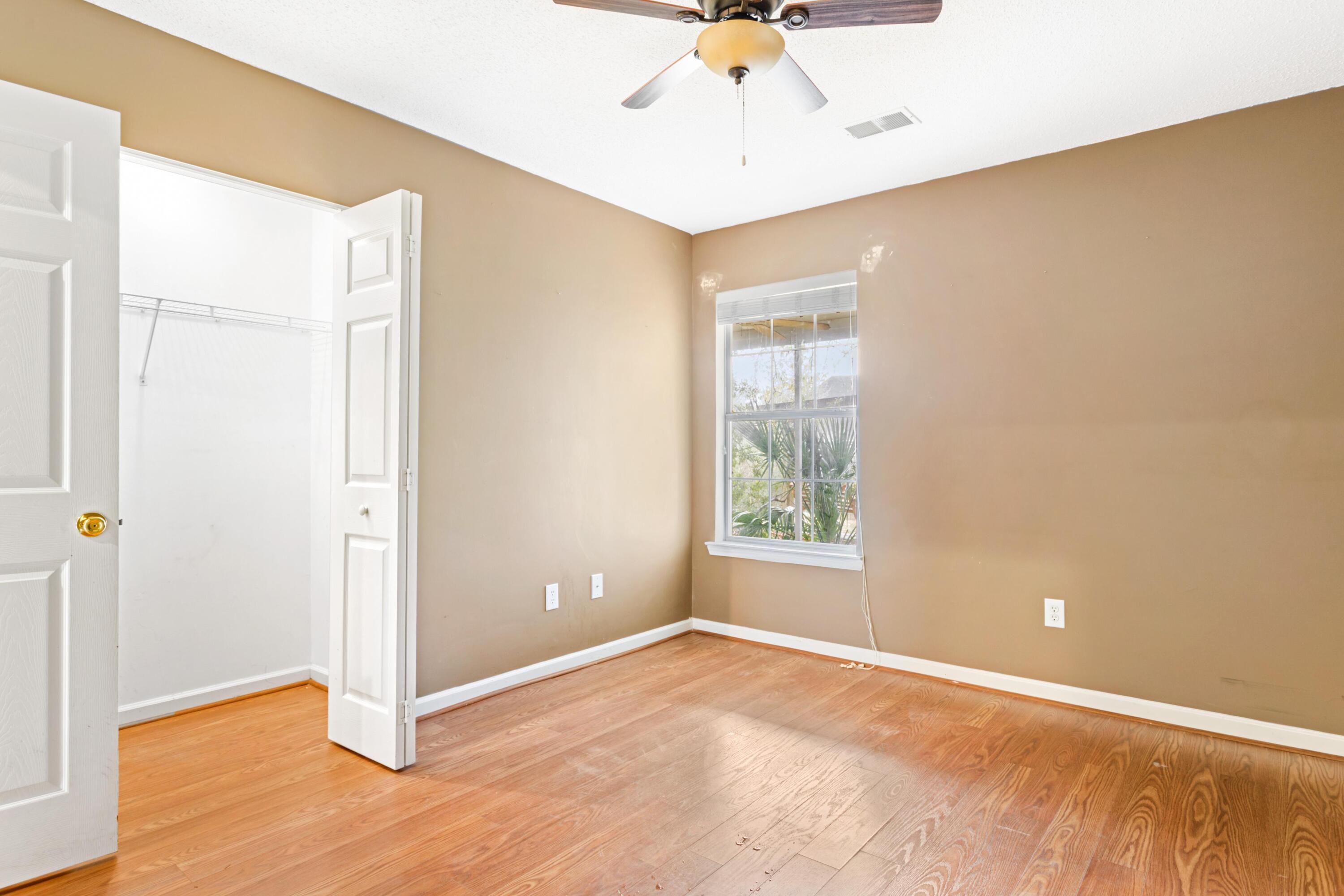 3041 Queensgate Way Mount Pleasant, SC 29466 - Photo 8 of 16 117923-CoastaRePhoto_Queensgate-5032