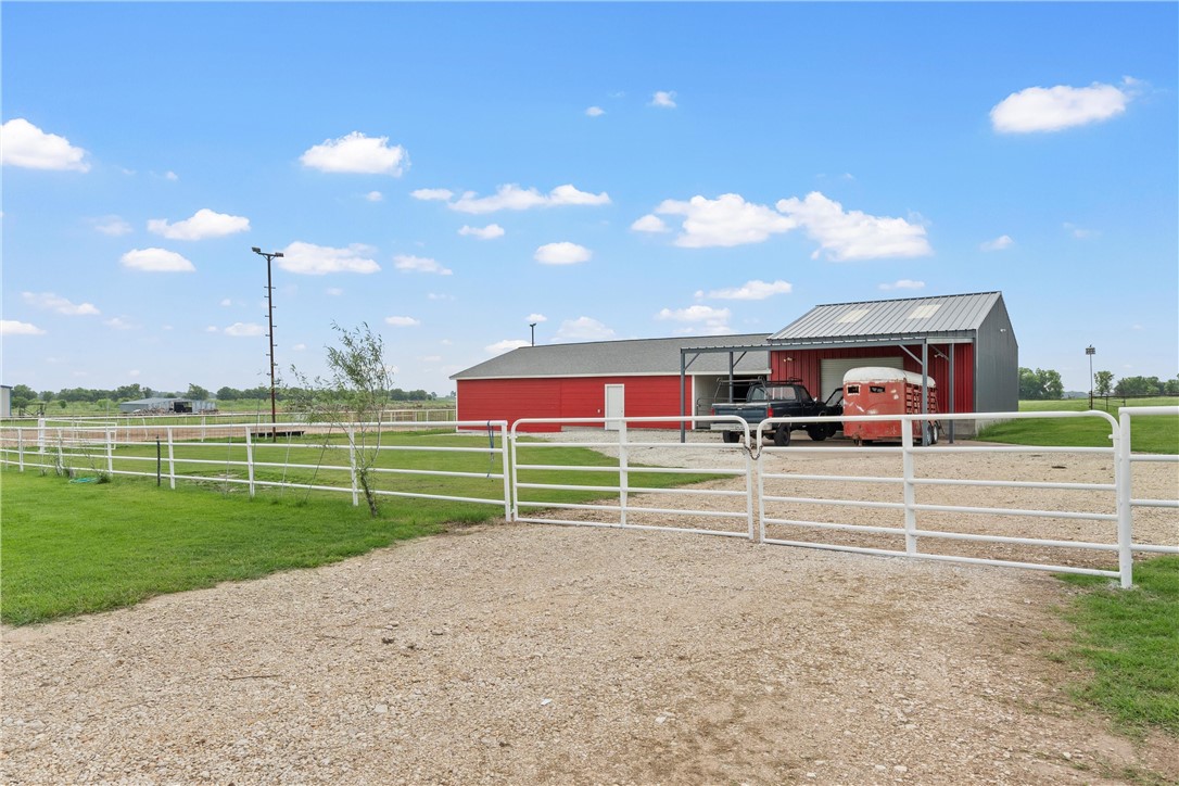 1748 Downsville Road Robinson, TX 76706 - Photo 9 of 65