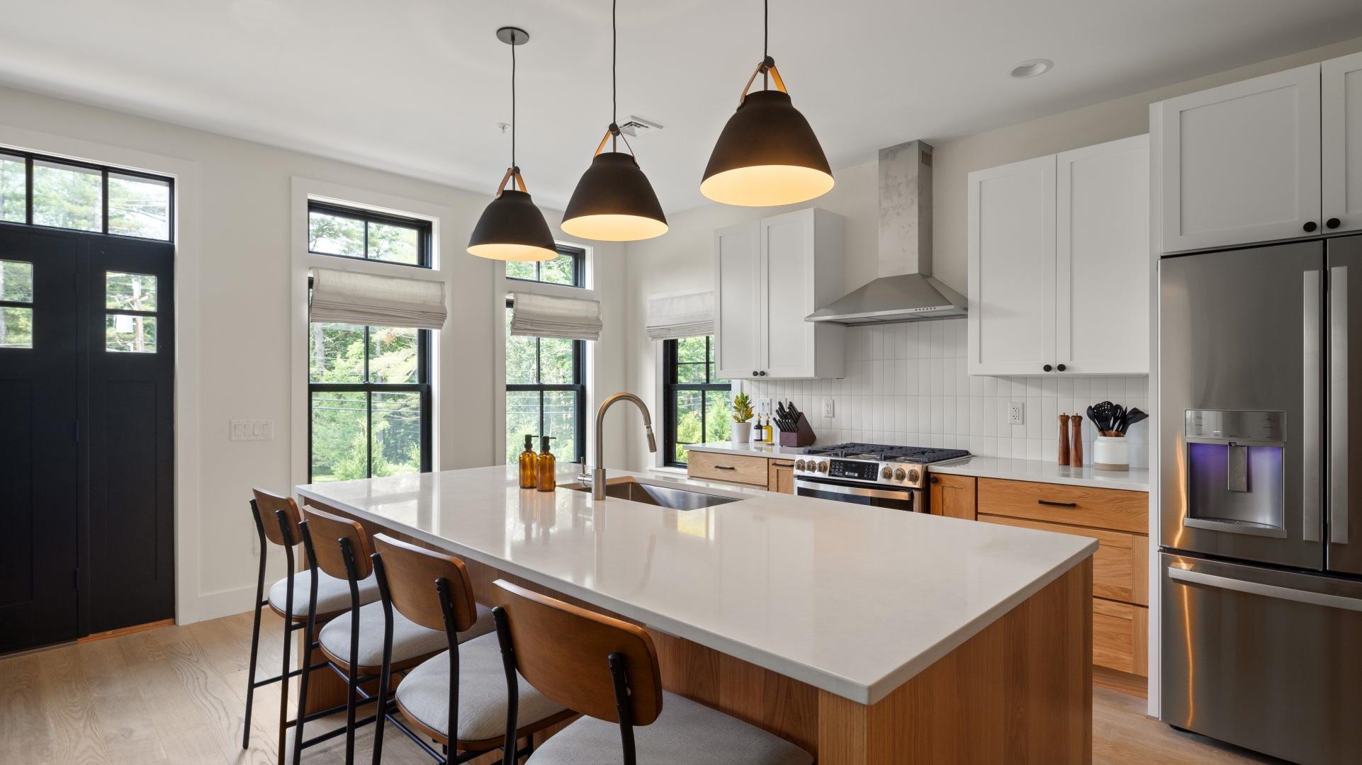 3148 Mountain Road, Unit B Stowe, VT 05672 - Photo 11 of 60