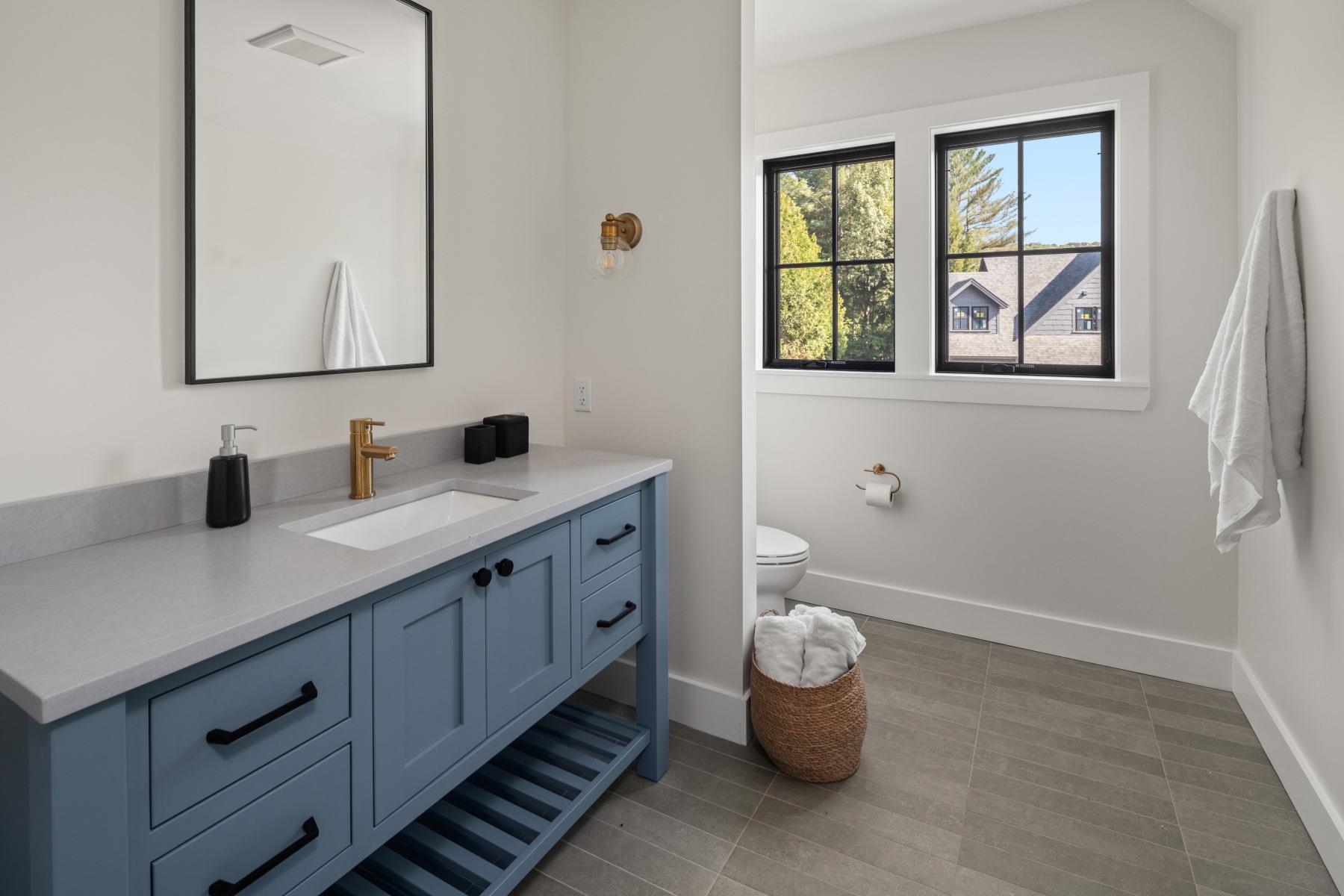 3148 Mountain Road, Unit B Stowe, VT 05672 - Photo 35 of 60