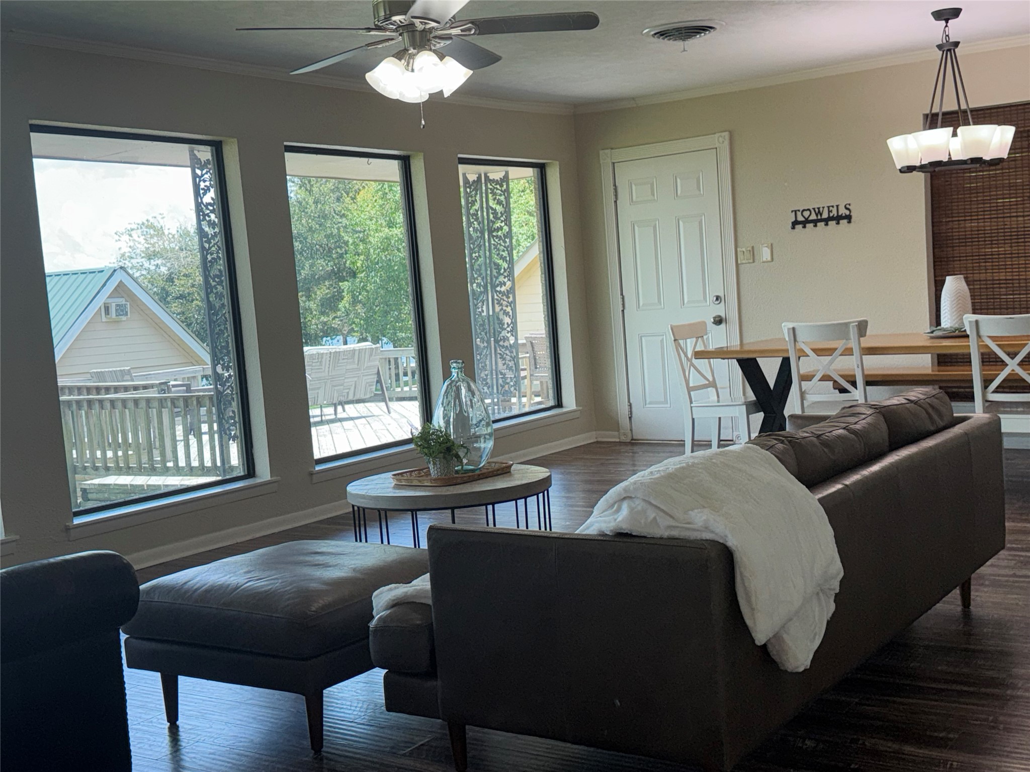 690 Highcrest Drive Point Blank, TX 77364 - Photo 4 of 45