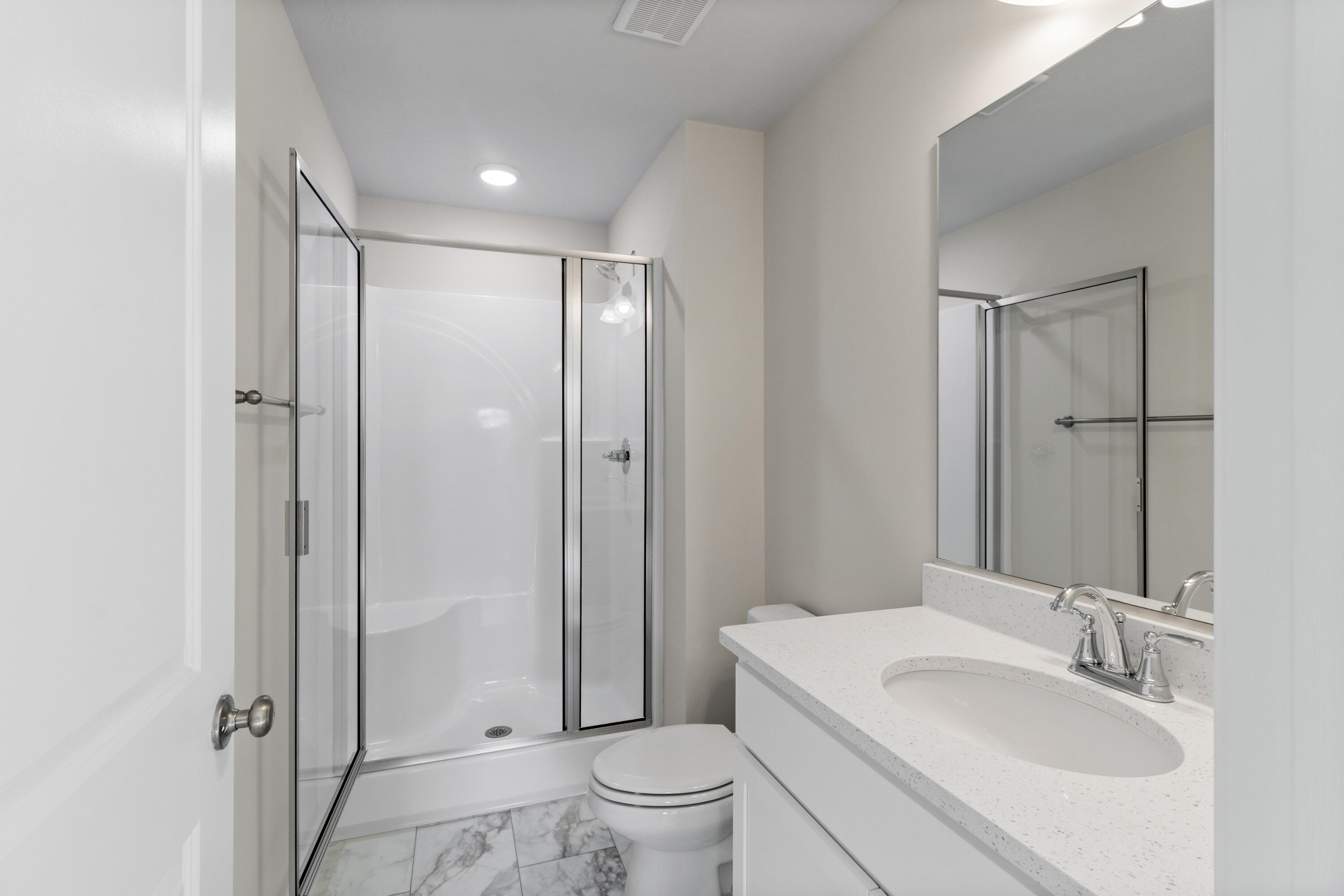 613 Caroline Court, Unit 8B North Augusta, SC 29841 - Photo 17 of 19 17-Primary Bath