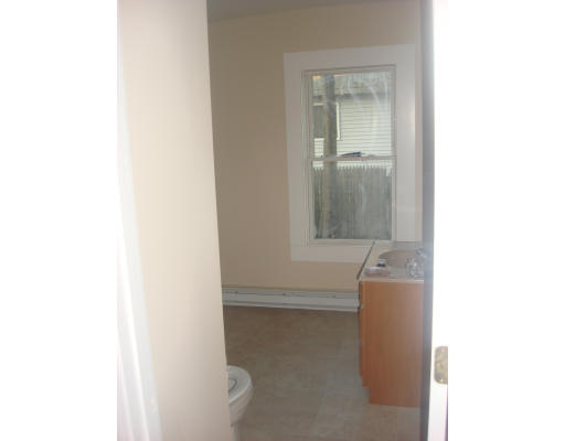 145 Colton Street Springfield, MA 01109 - Photo 8 of 16 Gallery Image 8