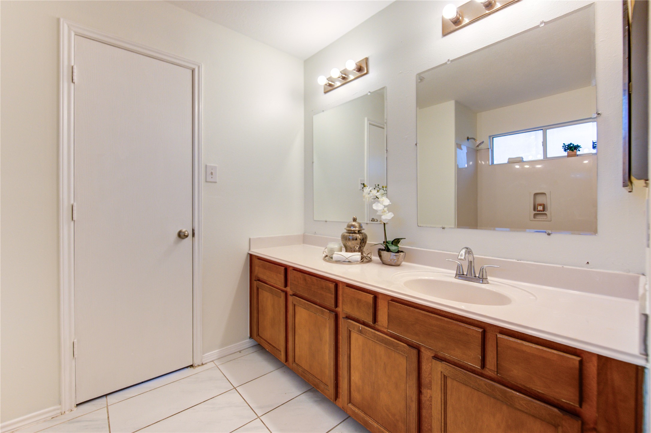 9926 Myrtle Field Lane Houston, TX 77044 - Photo 21 of 34