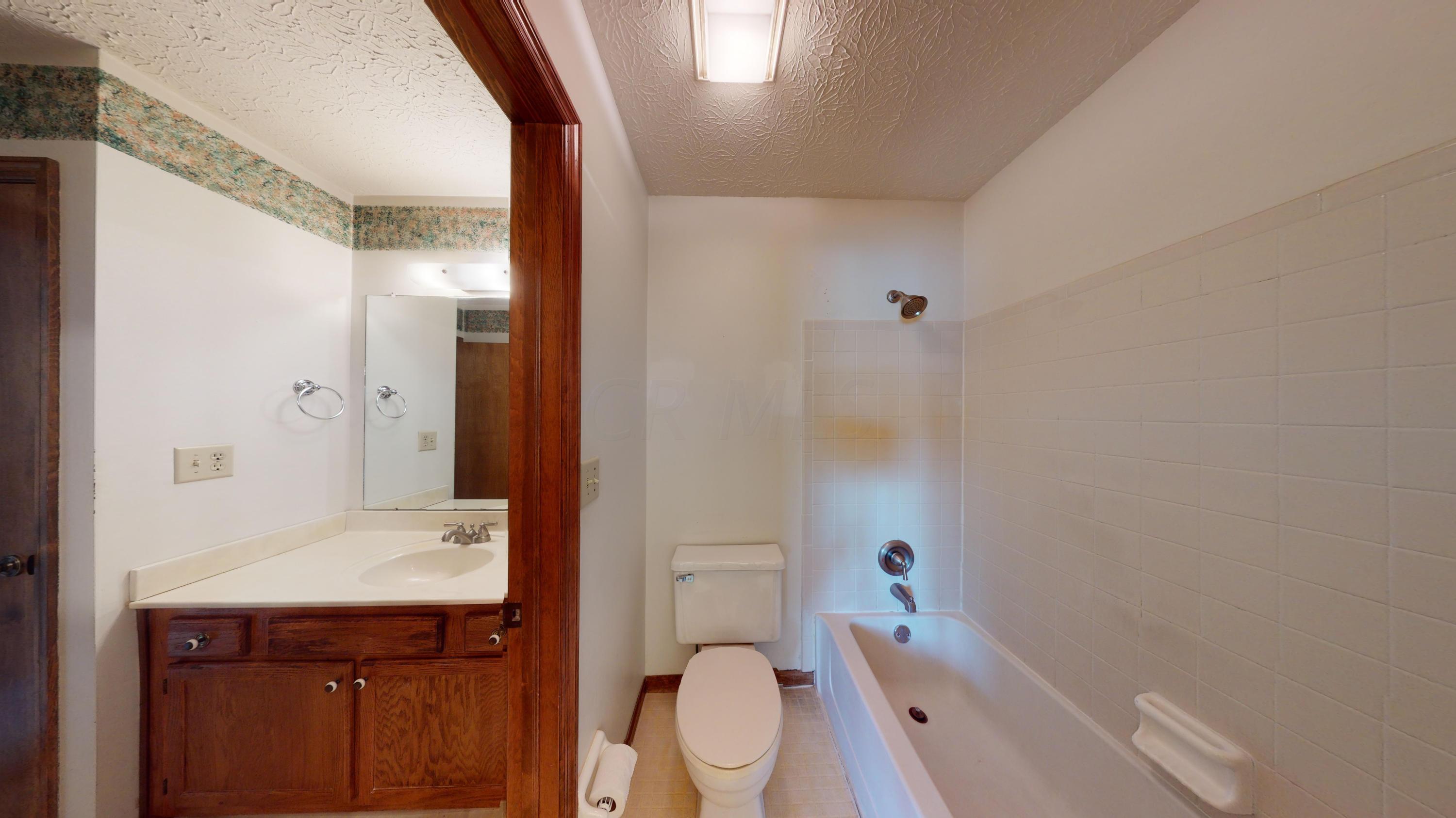 5286 Timberline Road Columbus, OH 43220 - Photo 13 of 24 Gallery Image 13