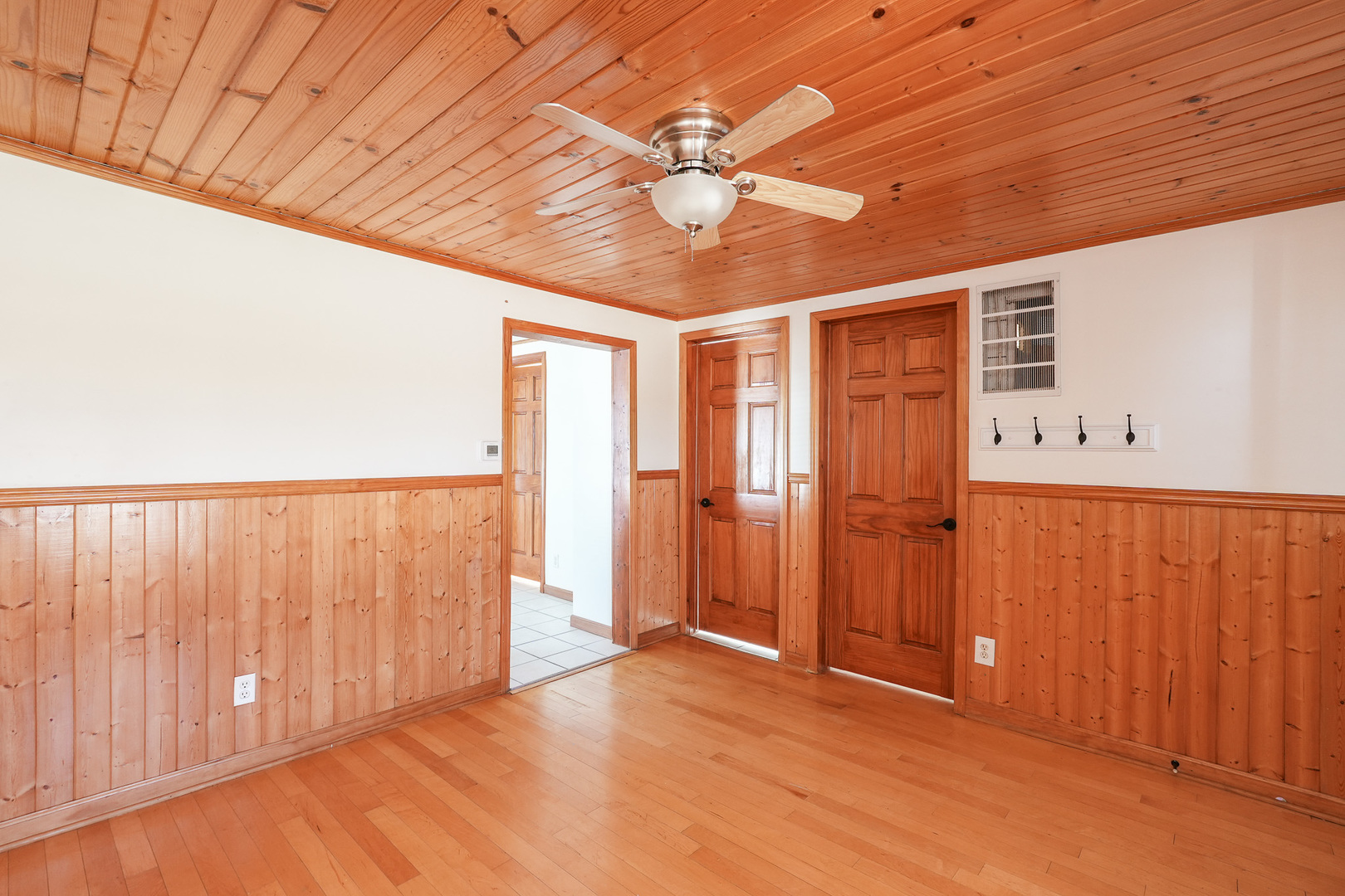 464 North Maple Street Manteno, IL 60950 - Photo 6 of 26