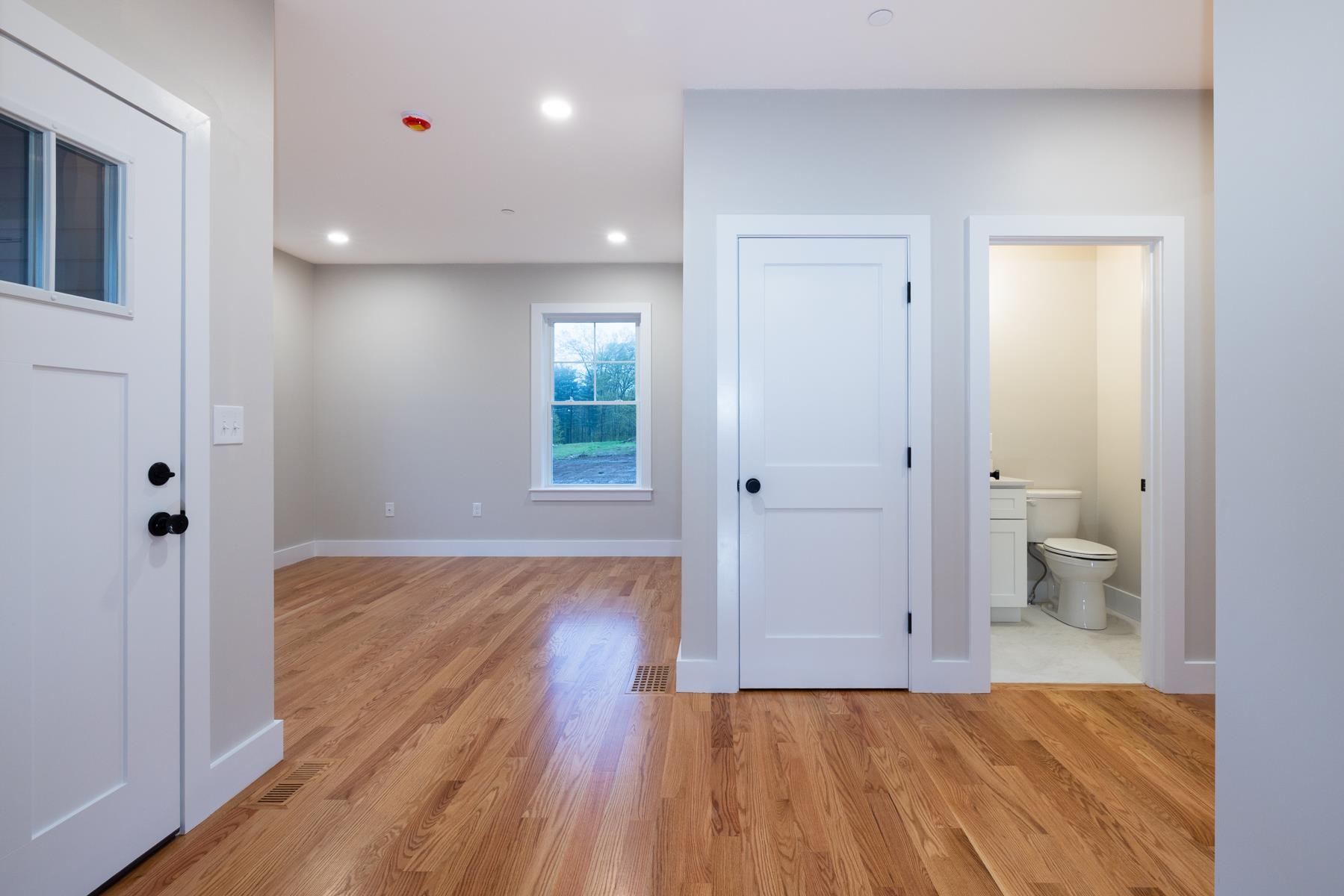 14 Stark Road Derry, NH 03038 - Photo 20 of 45