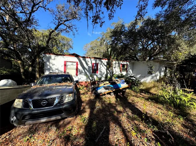 $60,000 | 31611 Lake Drive, Eustis, FL 32736