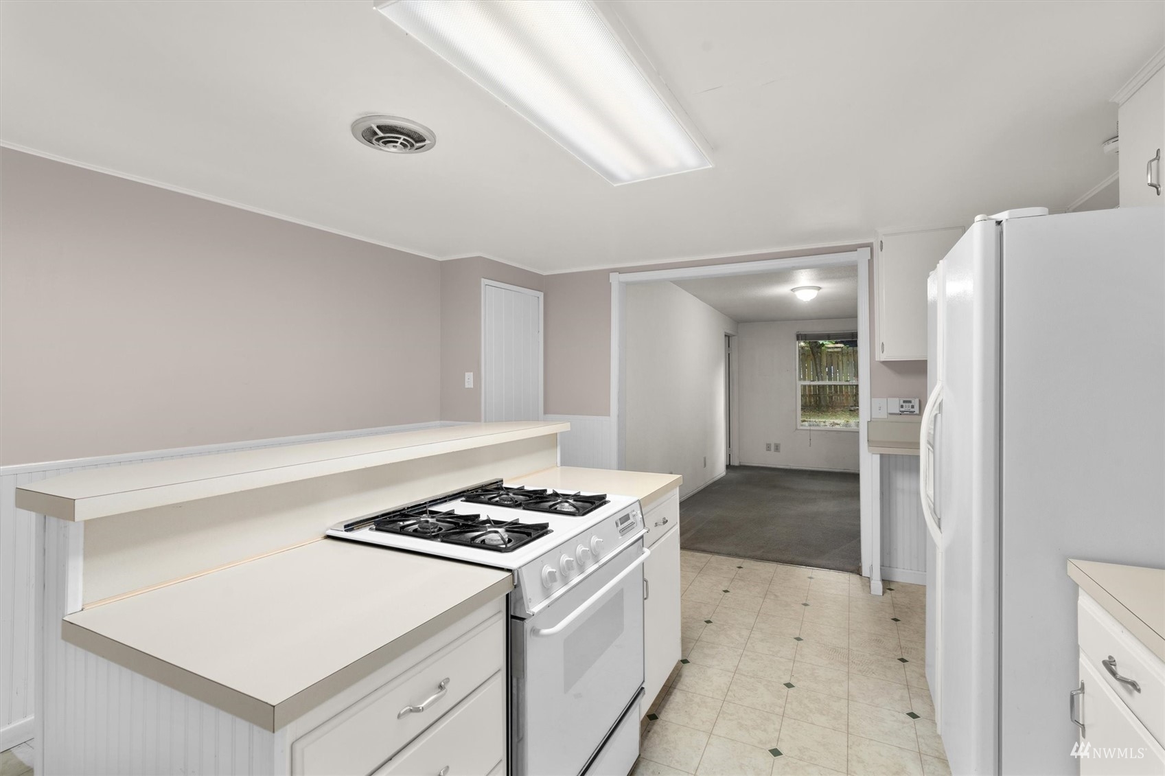 177 South Normandy Road Burien, WA 98148 - Photo 8 of 30 Gallery Image 8