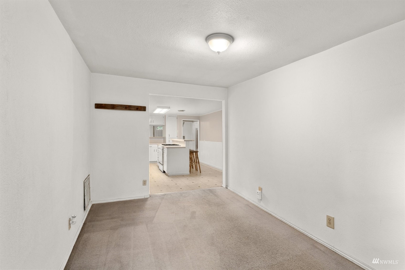 177 South Normandy Road Burien, WA 98148 - Photo 10 of 30 Gallery Image 10