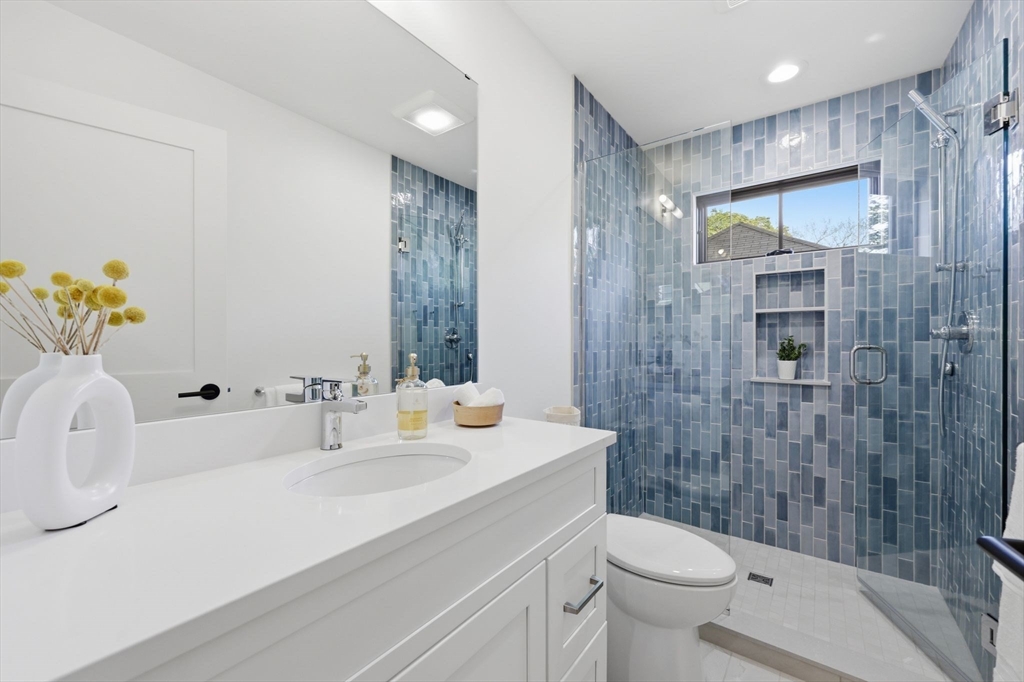 14 Garfield Street, Unit A3 Northampton, MA 01062 - Photo 30 of 42