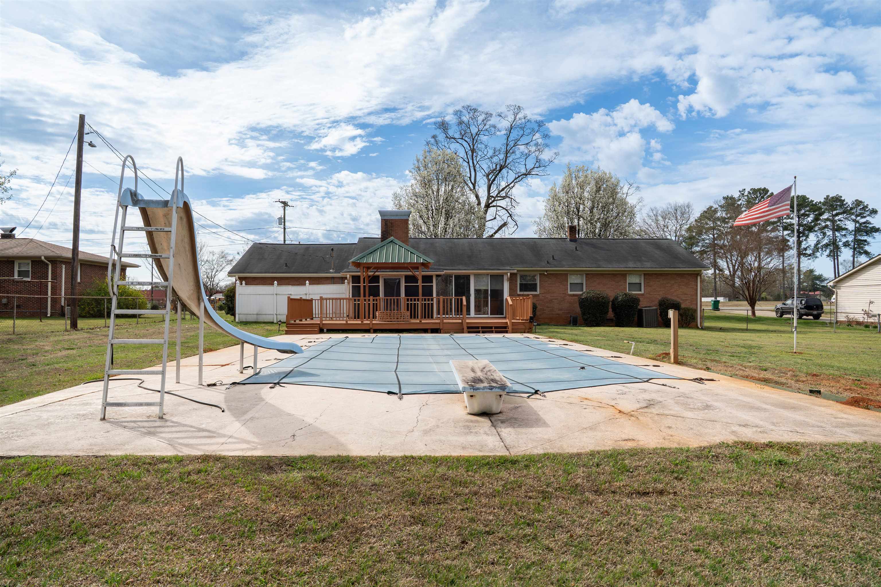 109 Gentry Road Spartanburg, SC 29301 - Photo 34 of 45 Gallery Image 34