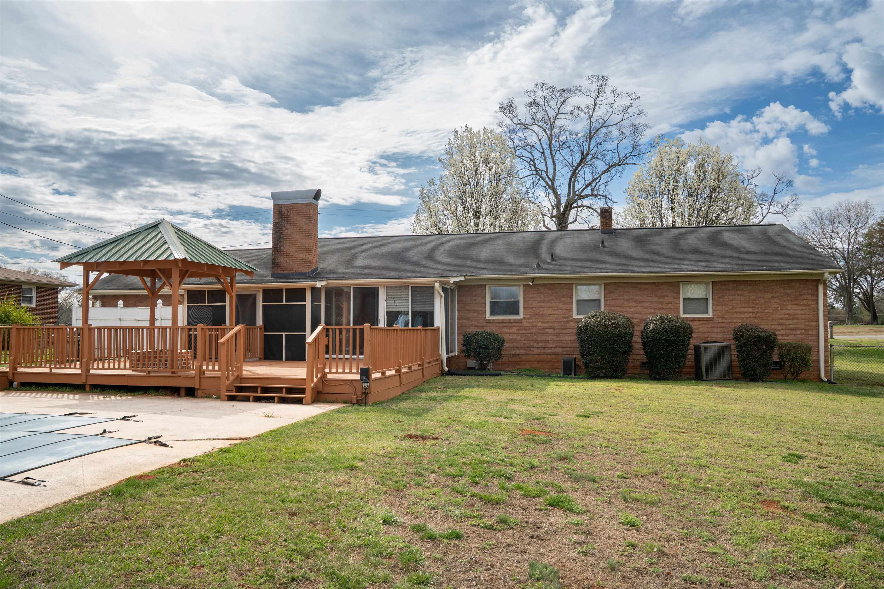 109 Gentry Road Spartanburg, SC 29301 - Photo 35 of 45 Gallery Image 35