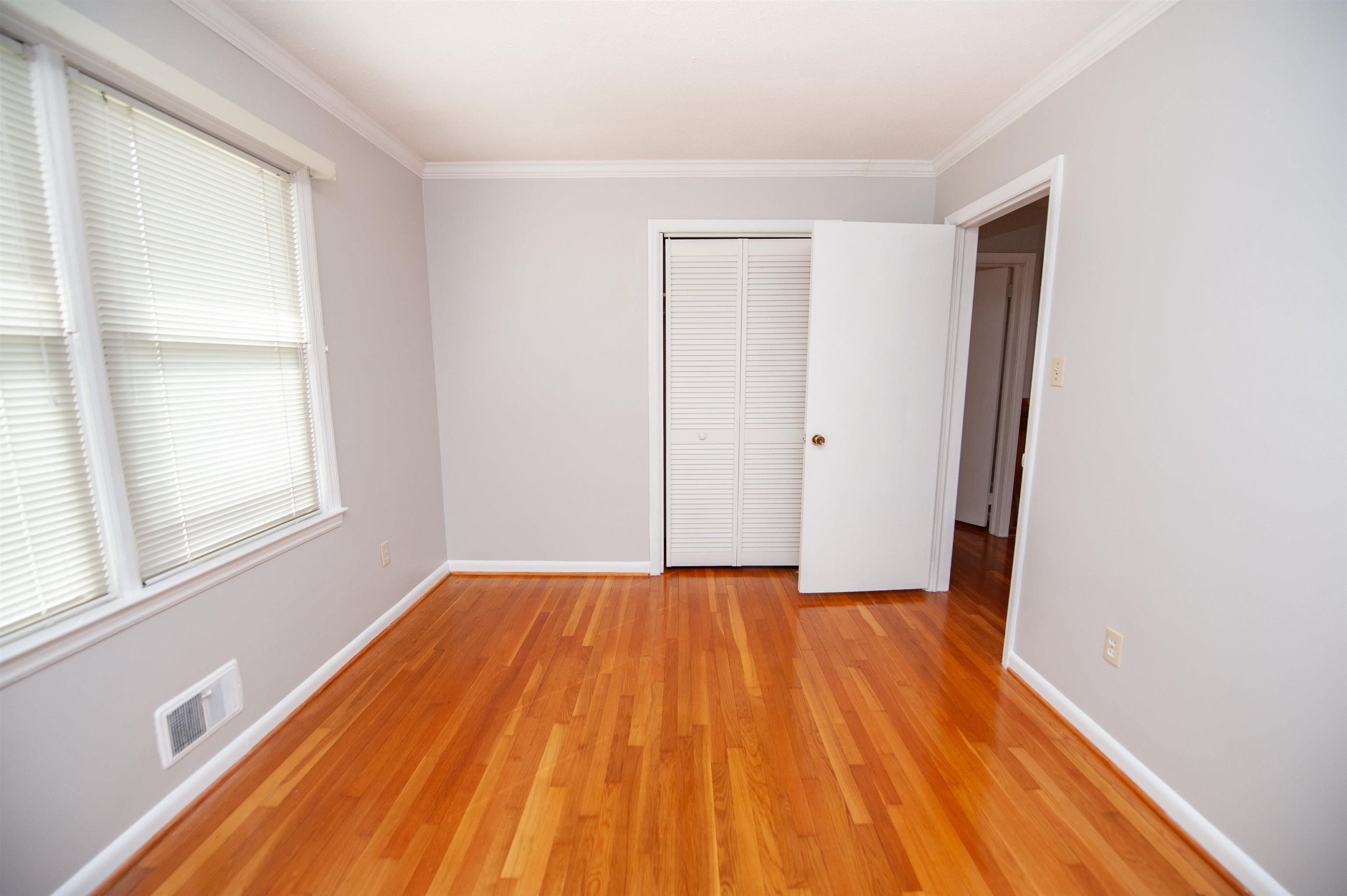 109 Gentry Road Spartanburg, SC 29301 - Photo 8 of 45 Gallery Image 8