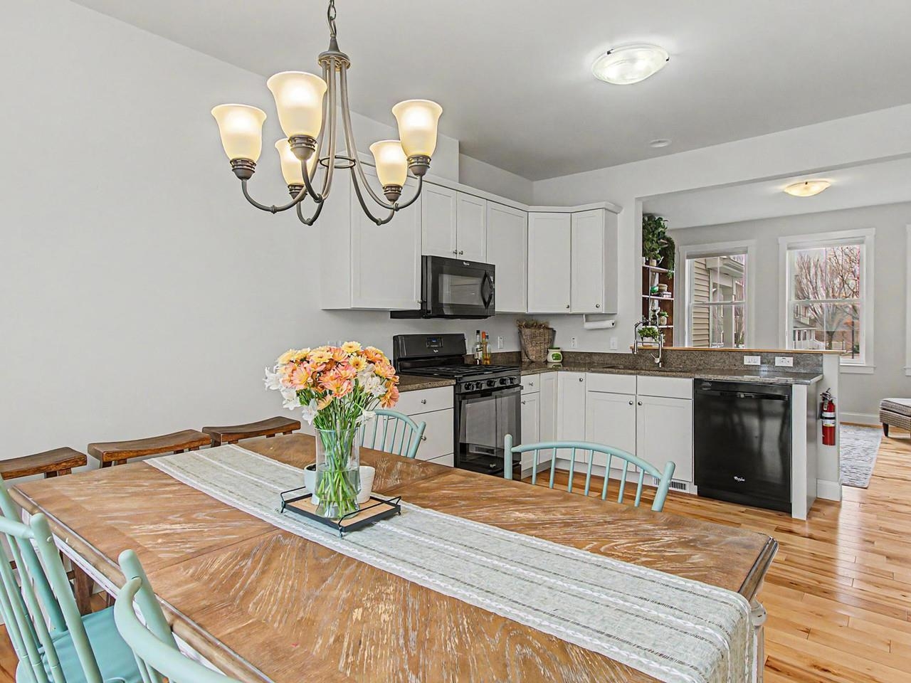 123 South Jefferson Road South Burlington, VT 05403 - Photo 17 of 35