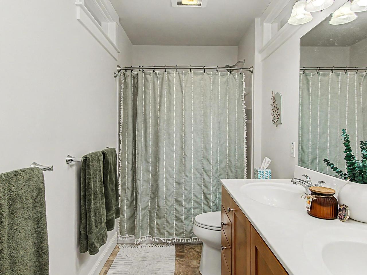 123 South Jefferson Road South Burlington, VT 05403 - Photo 27 of 35