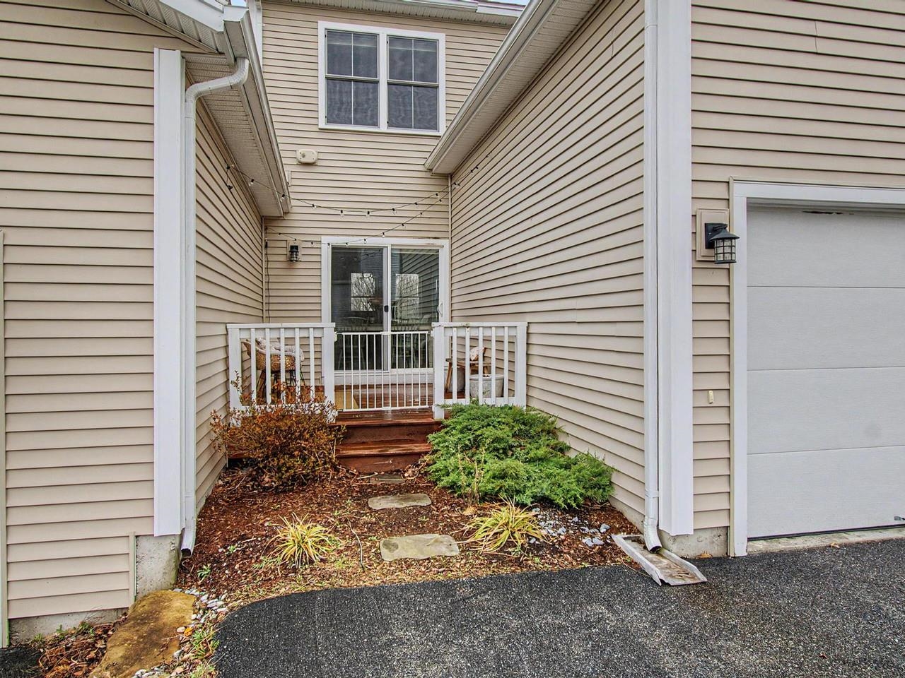 123 South Jefferson Road South Burlington, VT 05403 - Photo 33 of 35