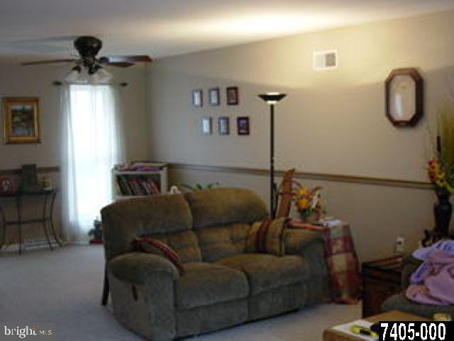 3538 Riding Club Drive York, PA 17404 - Photo 4 of 6 Gallery Image 4