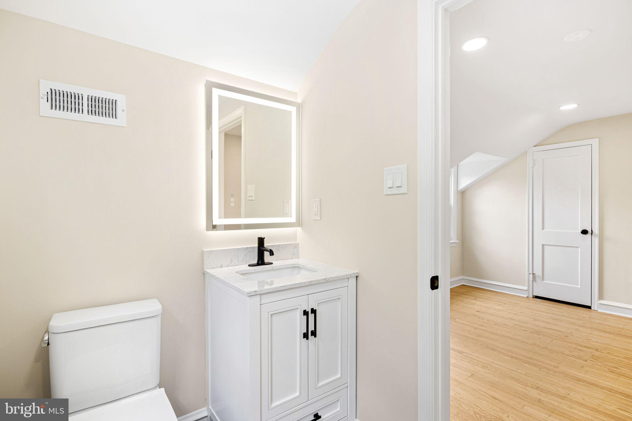776 Brooke Road Glenside, PA 19038 - Photo 33 of 37