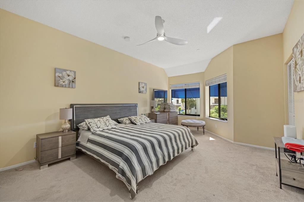 2012 Harbourside Drive, Unit 2102 Longboat Key, FL 34228 - Photo 14 of 34