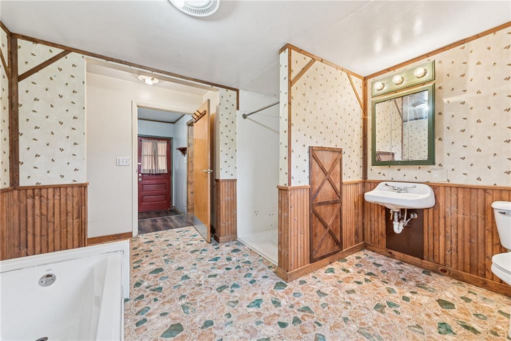 500 North Eighty Eight Road Carmichaels, PA 15320 - Photo 12 of 22 Gallery Image 12