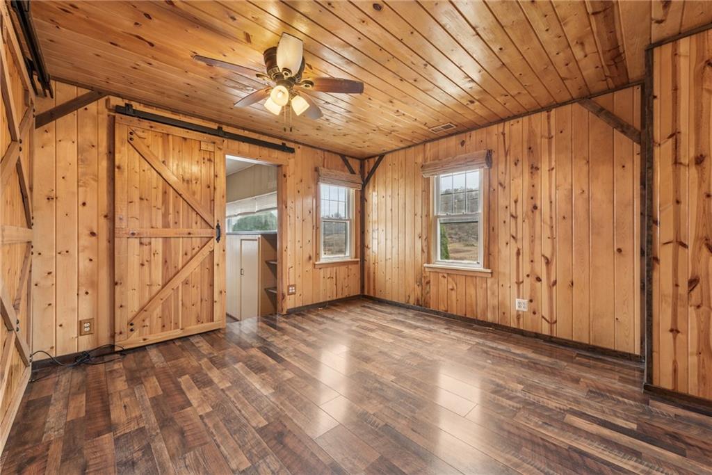 500 North Eighty Eight Road Carmichaels, PA 15320 - Photo 4 of 22 Living