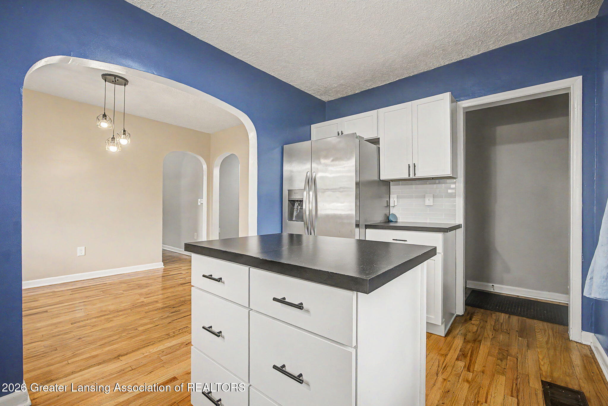 1009 North Waverly Road Lansing, MI 48917 - Photo 10 of 46 13-web-or-mls-CQ1A0017