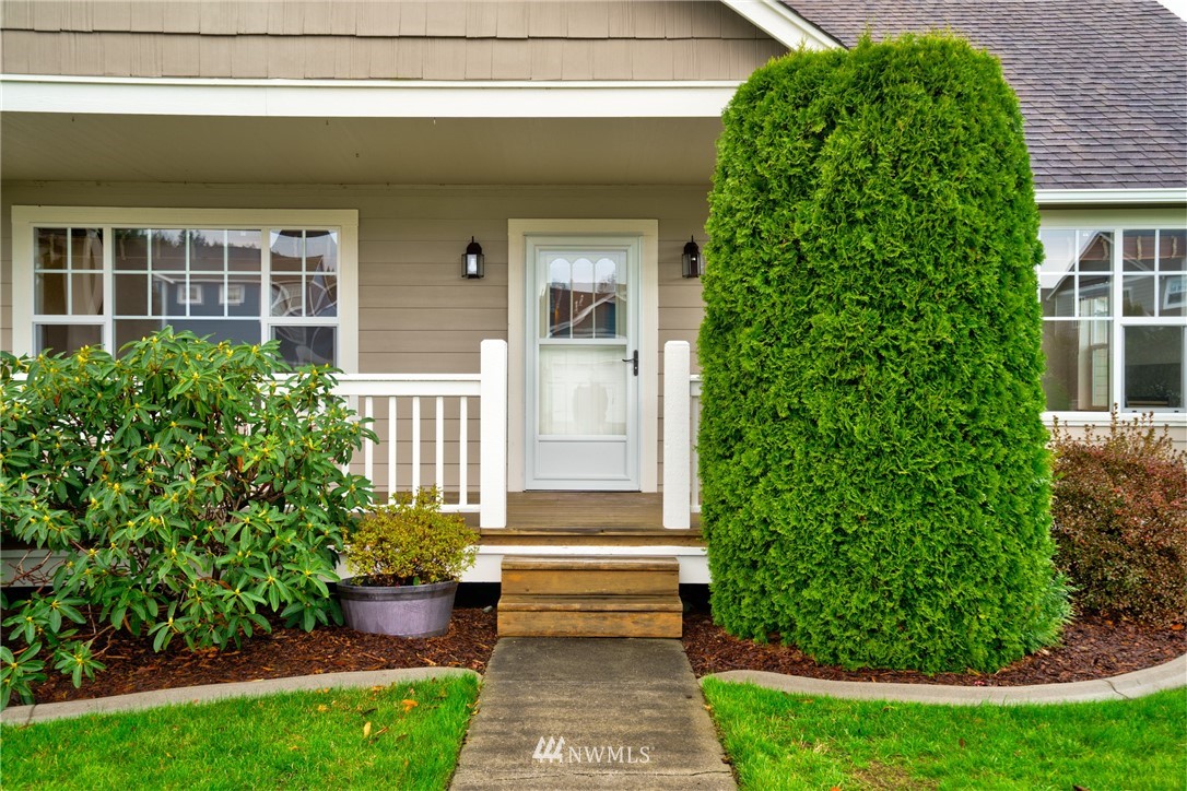 2219 Riley Road Mount Vernon, WA 98274 - Photo 2 of 28 Gallery Image 2