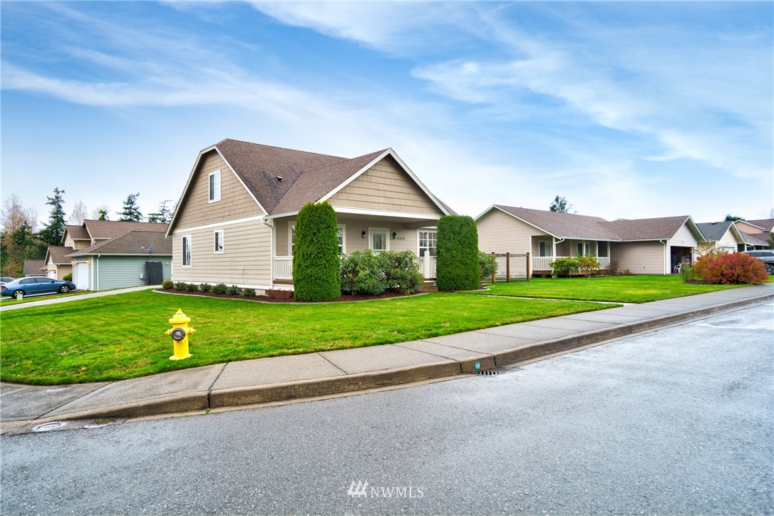 2219 Riley Road Mount Vernon, WA 98274 - Photo 4 of 28 Gallery Image 4