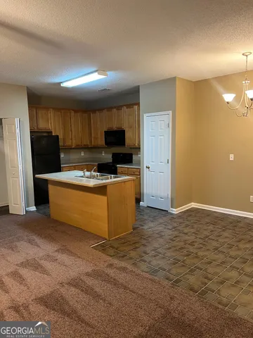 $1,800 | 7600 Rutgers Circle, Fairburn, GA 30213