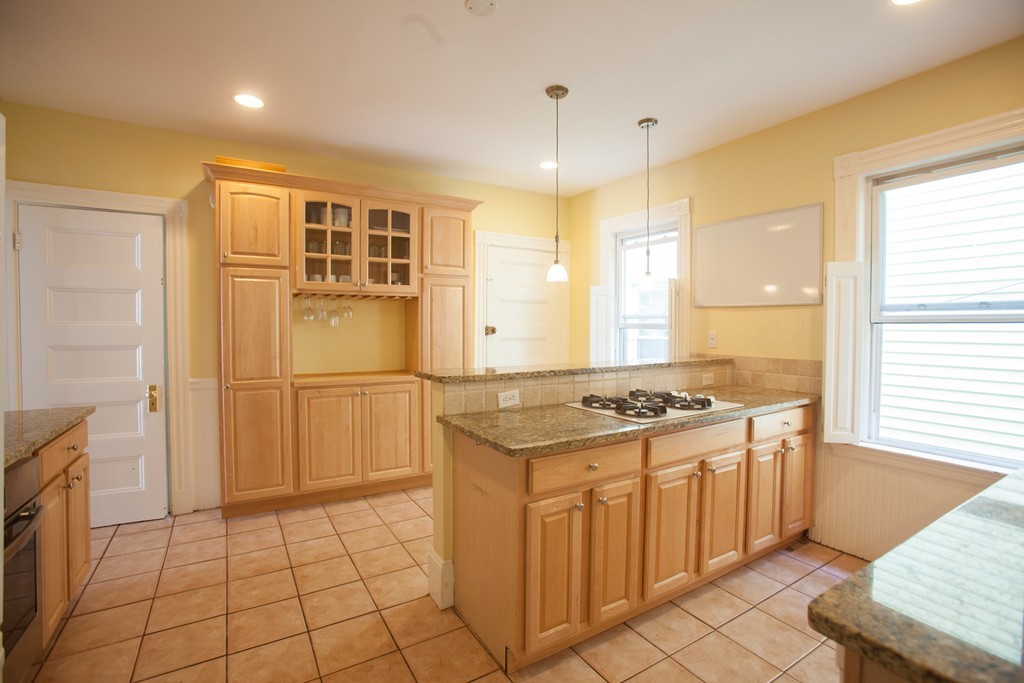 55 Reservoir Road, Unit 2 Brookline, MA 02467 - Photo 16 of 19