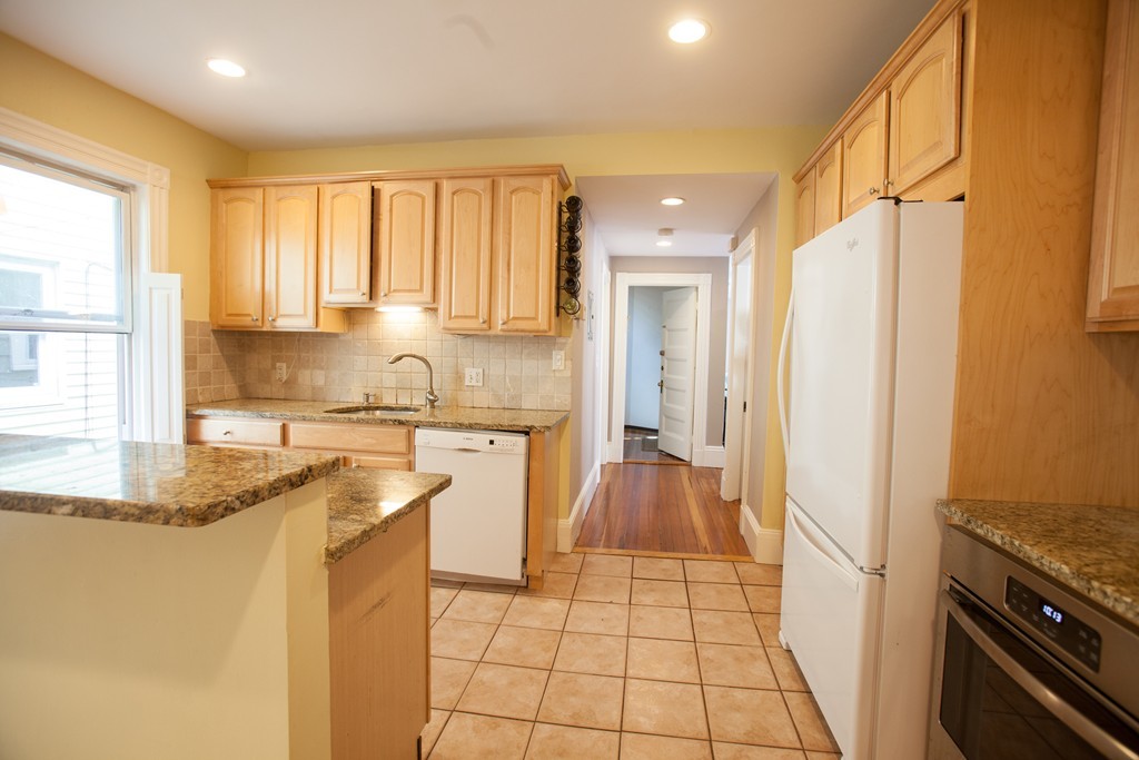 55 Reservoir Road, Unit 2 Brookline, MA 02467 - Photo 17 of 19