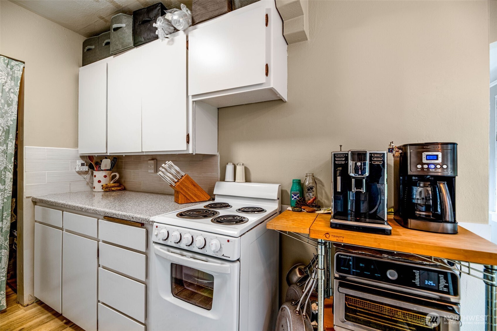 1427 3rd Avenue West, Unit 8 Seattle, WA 98119 - Photo 13 of 35