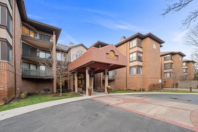 $239,900 | 1600 West Green Tree Road, Unit 118, Glendale, WI 53209