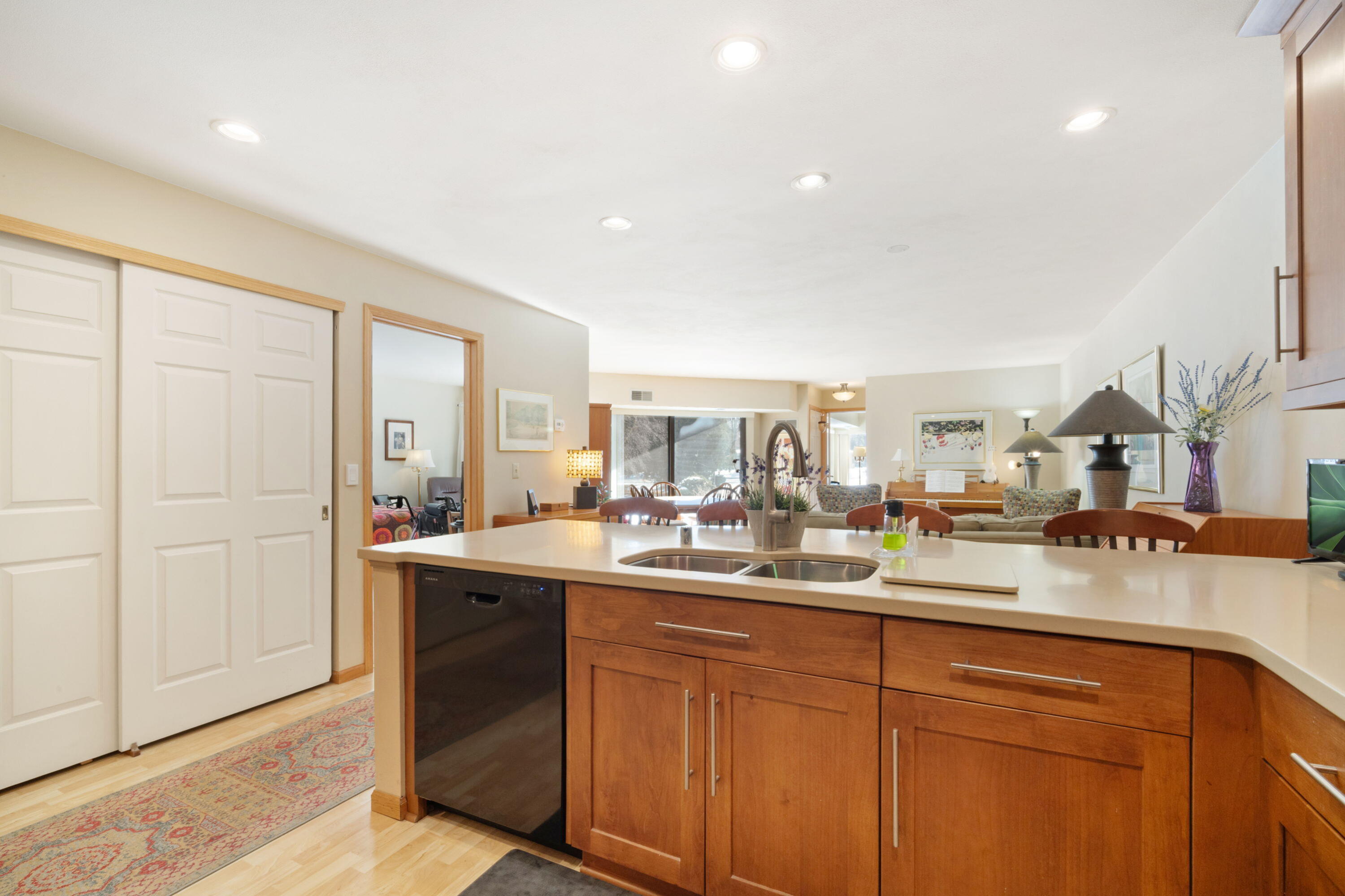 1600 West Green Tree Road, Unit 118 Glendale, WI 53209 - Photo 9 of 27 Kitchen