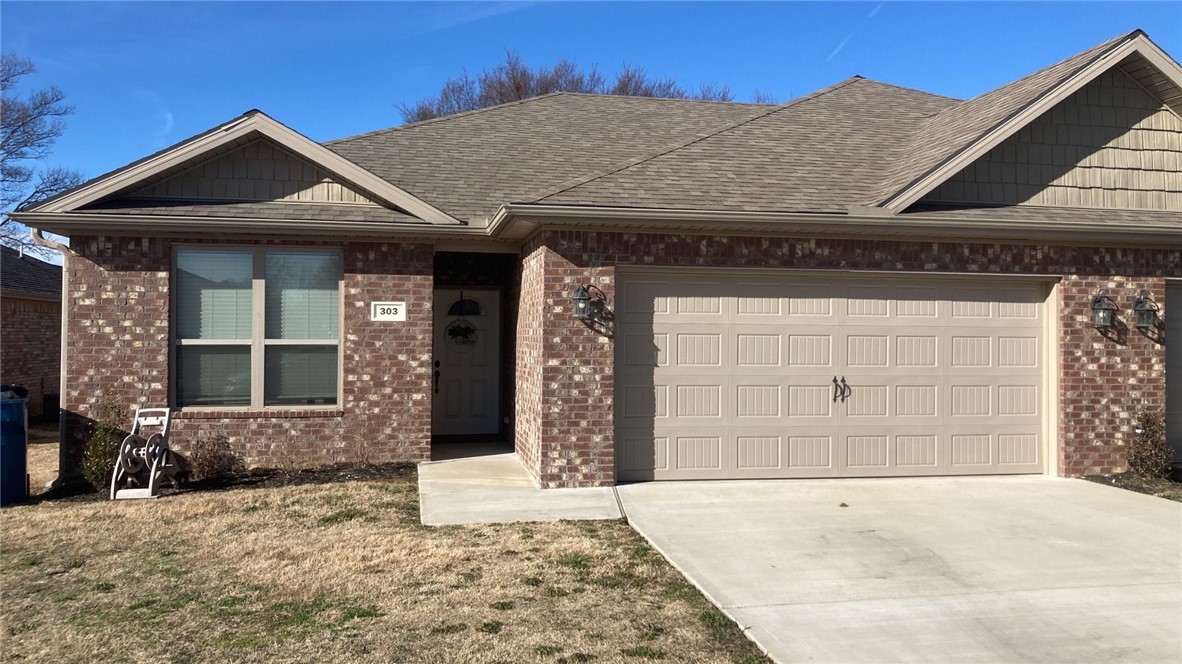 303 Alder Street Pea Ridge, AR 72751 - Photo 1 of 18 Gallery Image 1