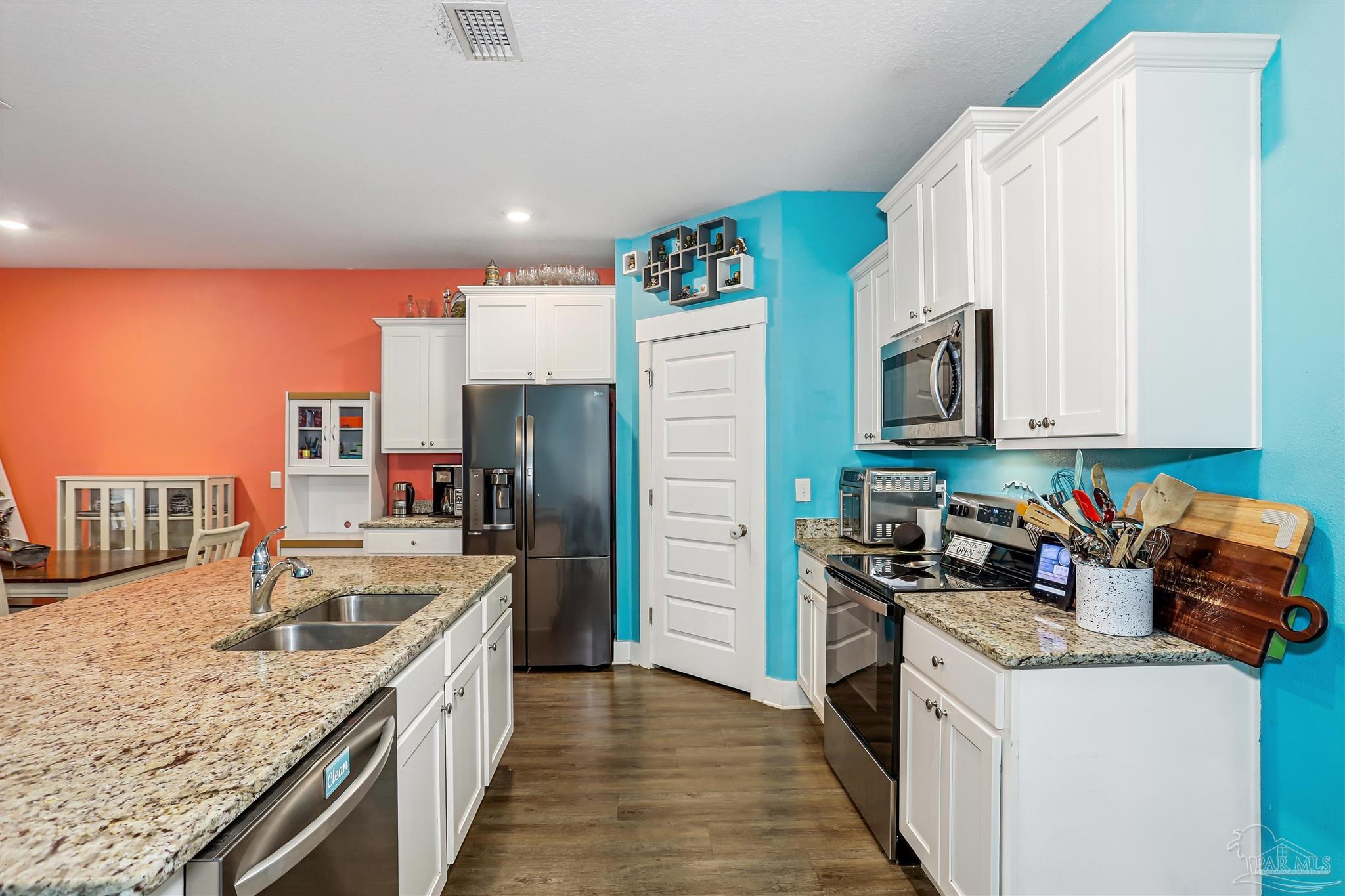 5752 Conley Court Pace, FL 32571 - Photo 7 of 30