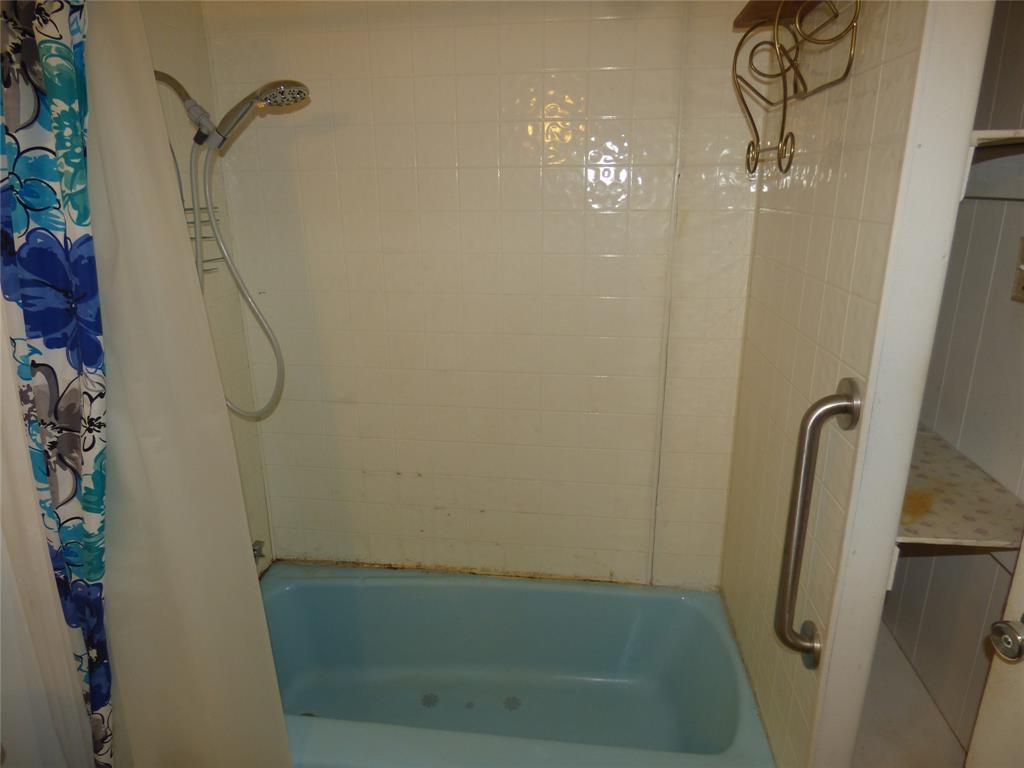 309 East 10th Street Cisco, TX 76437 - Photo 22 of 35