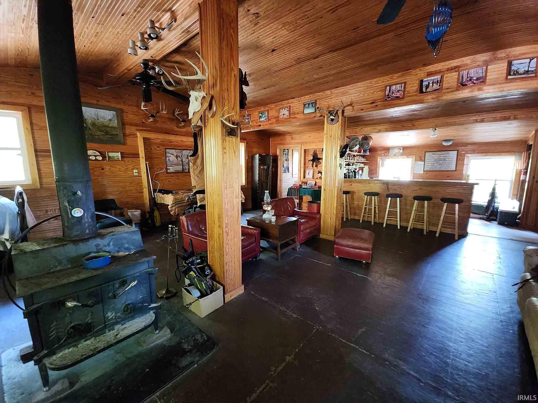 7050 North Van Guilder Road Fremont, IN 46737 - Photo 5 of 36