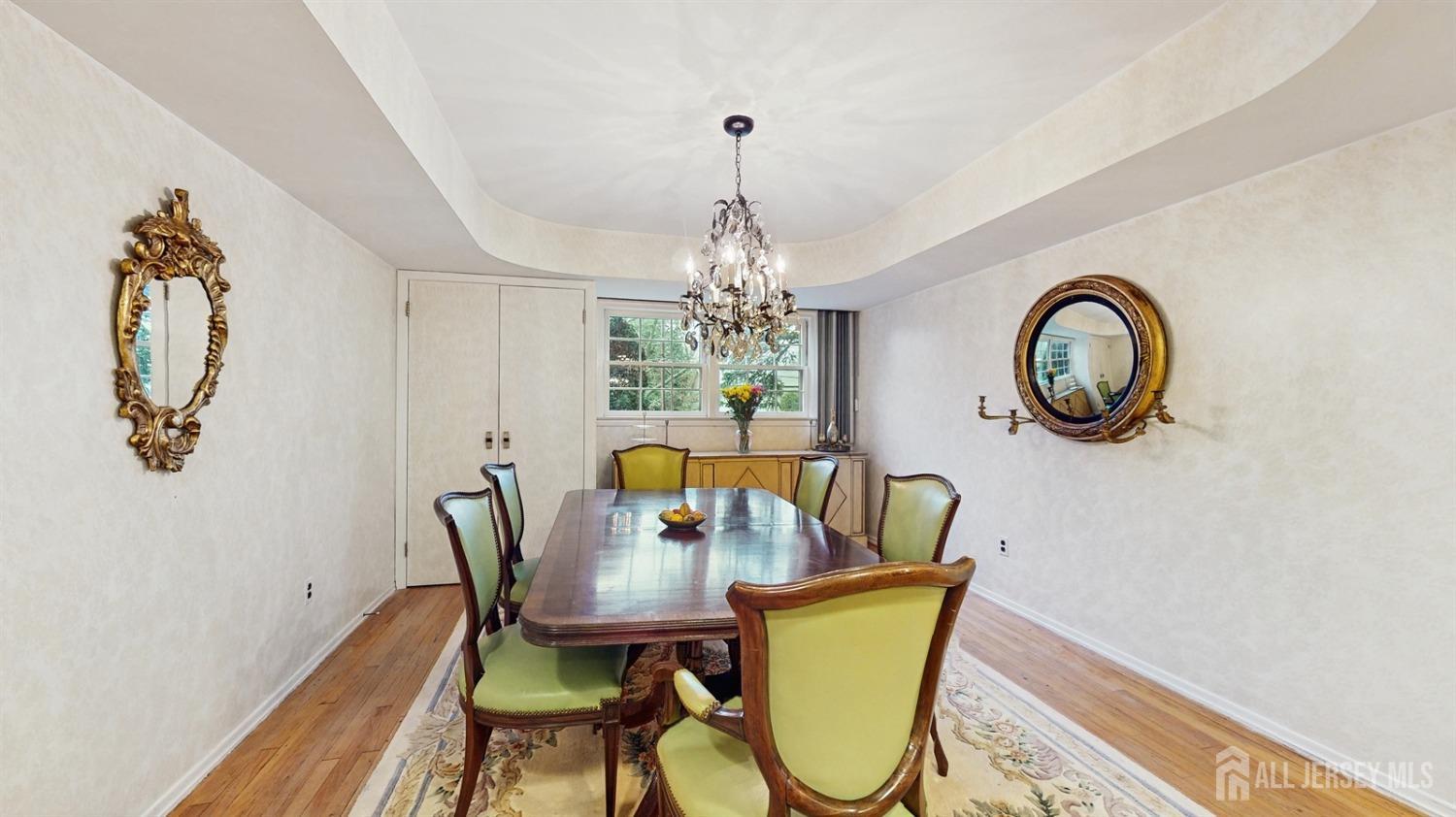 4 Whitewood Road Edison, NJ 08820 - Photo 13 of 31 a dining room with furniture and window