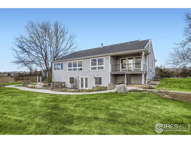 a view of a outdoor space