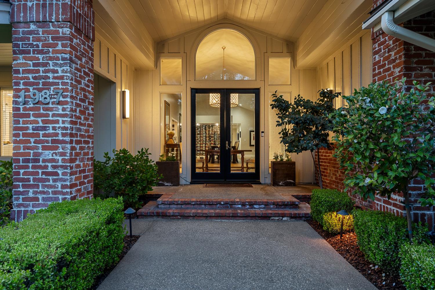 1987 Maple Glen Road Sacramento, CA 95864 - Photo 2 of 85