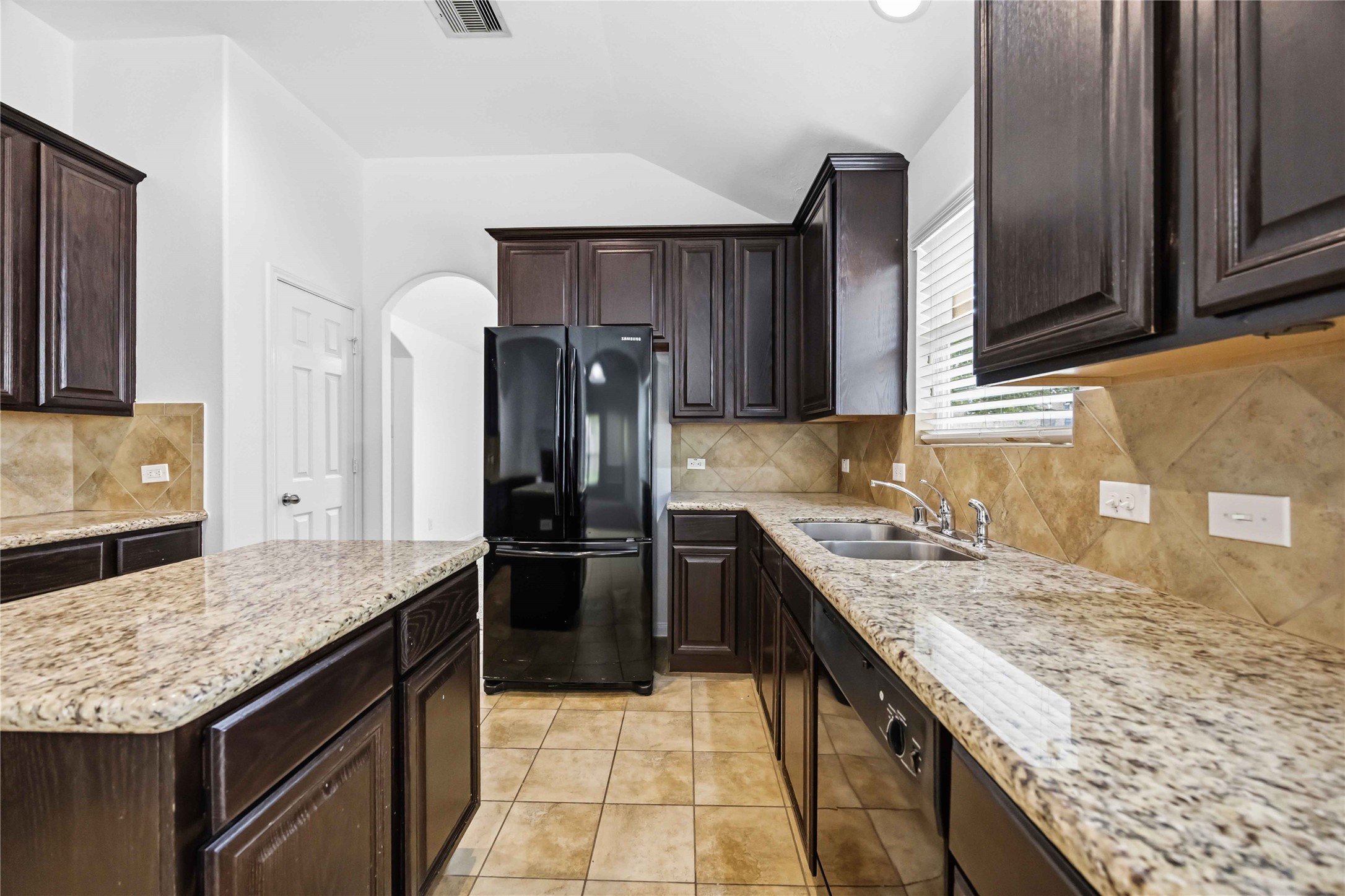 25038 Tancy Ranch Court Katy, TX 77494 - Photo 9 of 32