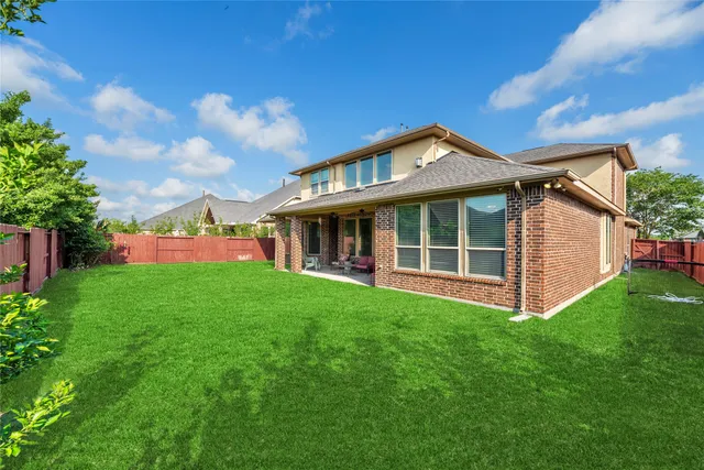 $849,000 | 3310 Ralston Edge Lane, Houston, TX 77059