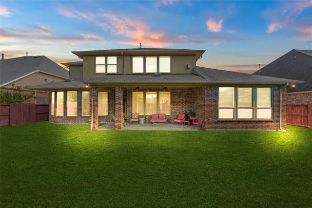 $849,000 | 3310 Ralston Edge Lane, Houston, TX 77059