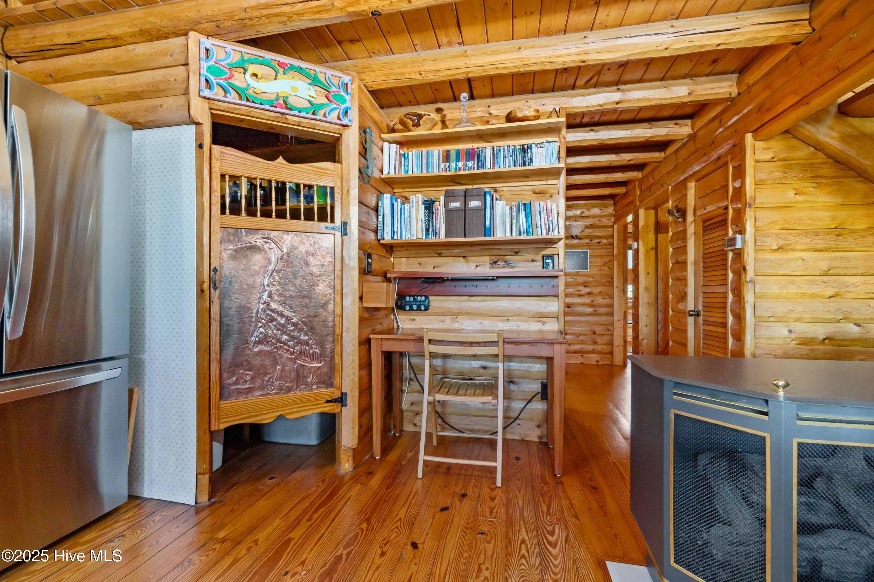 128 Fork Point Road Oriental, NC 28571 - Photo 15 of 54 015_Pantry