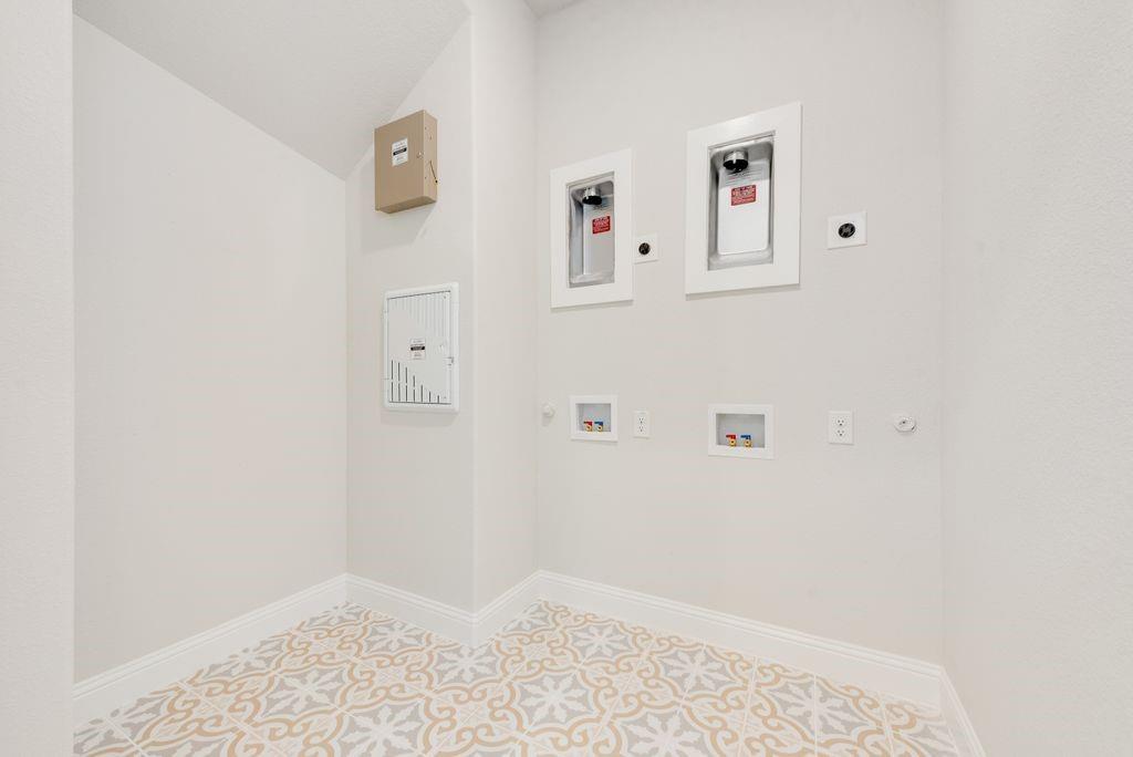 2704 Hartman Circle Mansfield, TX 76063 - Photo 37 of 40