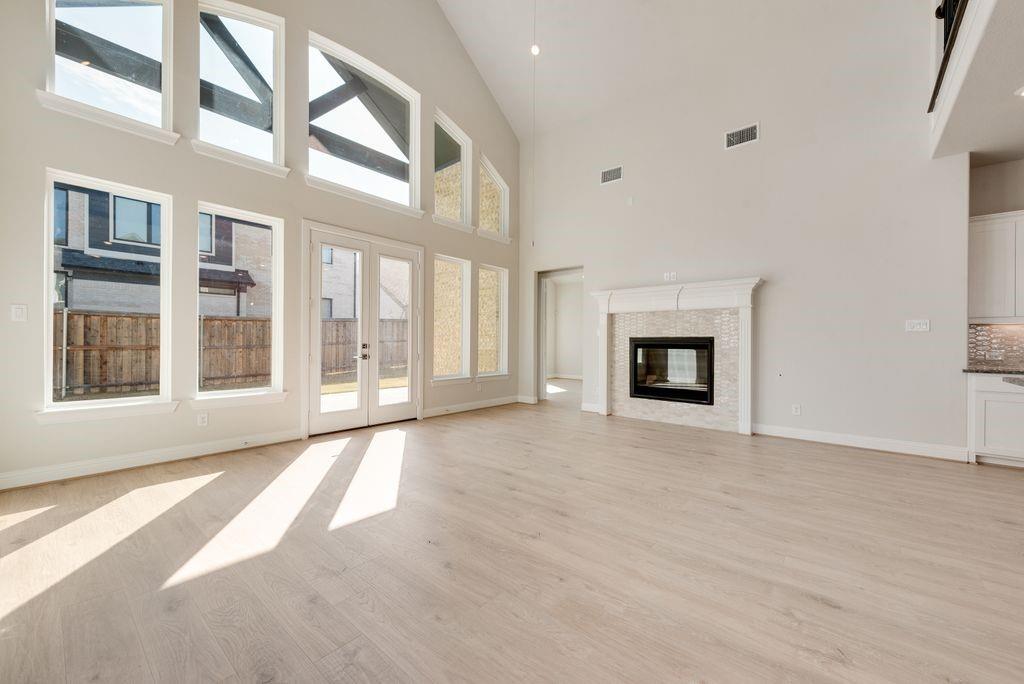 2704 Hartman Circle Mansfield, TX 76063 - Photo 4 of 40